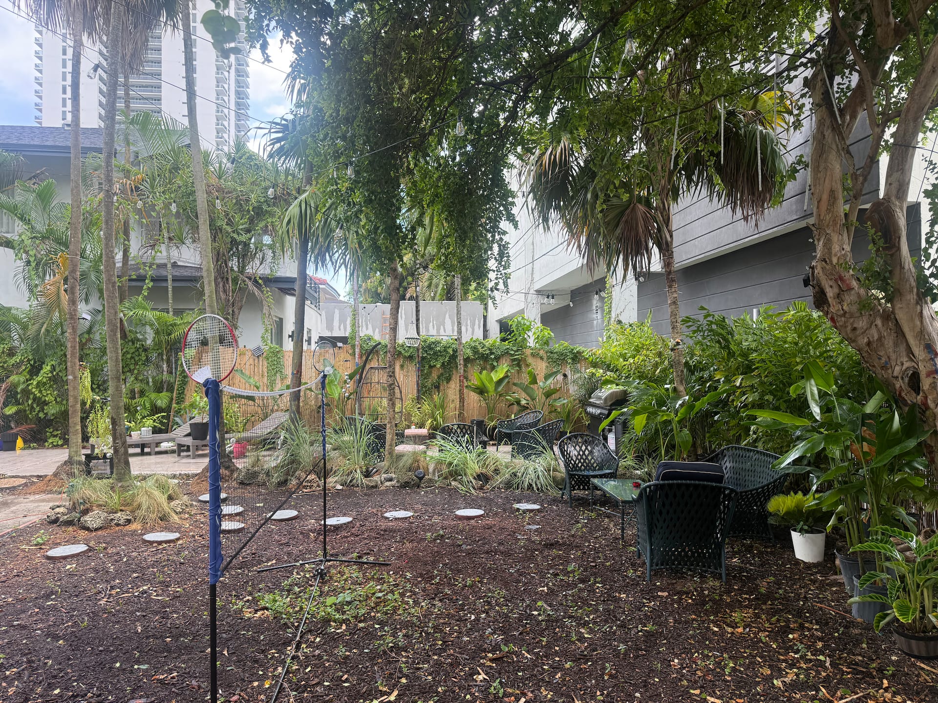Garden and outdoor space at Biscayne Hideaway